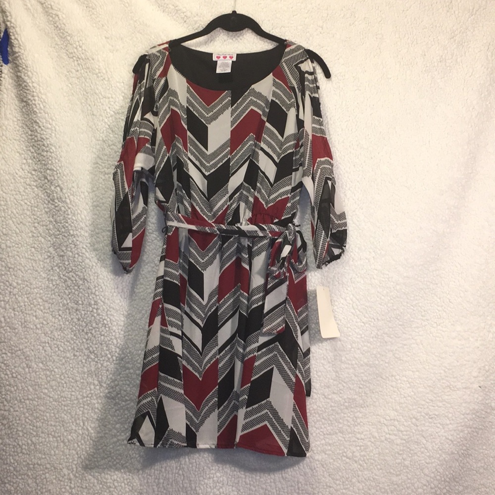 Dress with cutout sleeves